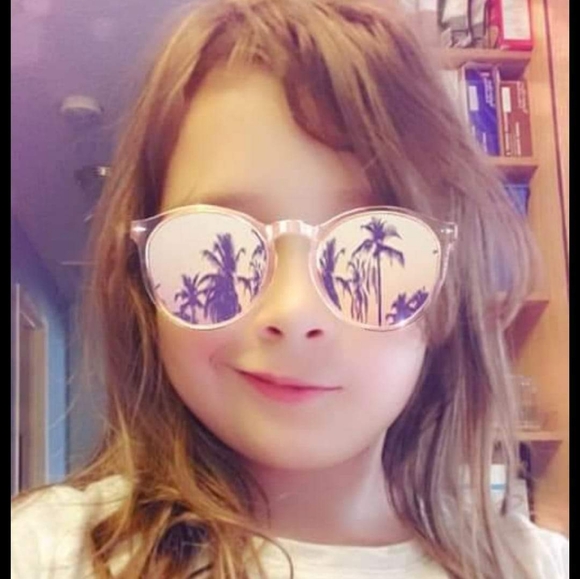 Meet your Posher, Linda - Picture 1 of 1